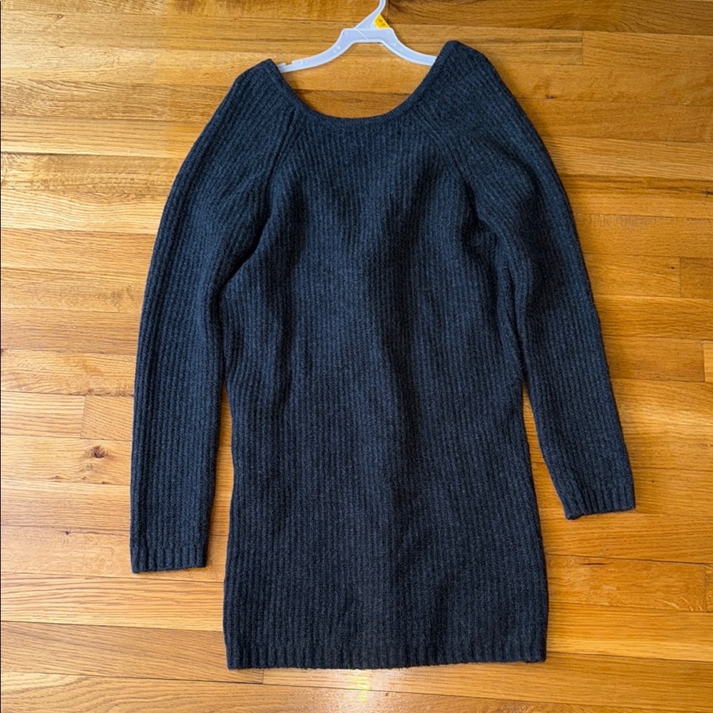 NWT Aerie Black Crew Neck Sweater Dress with Twist Back Size Small